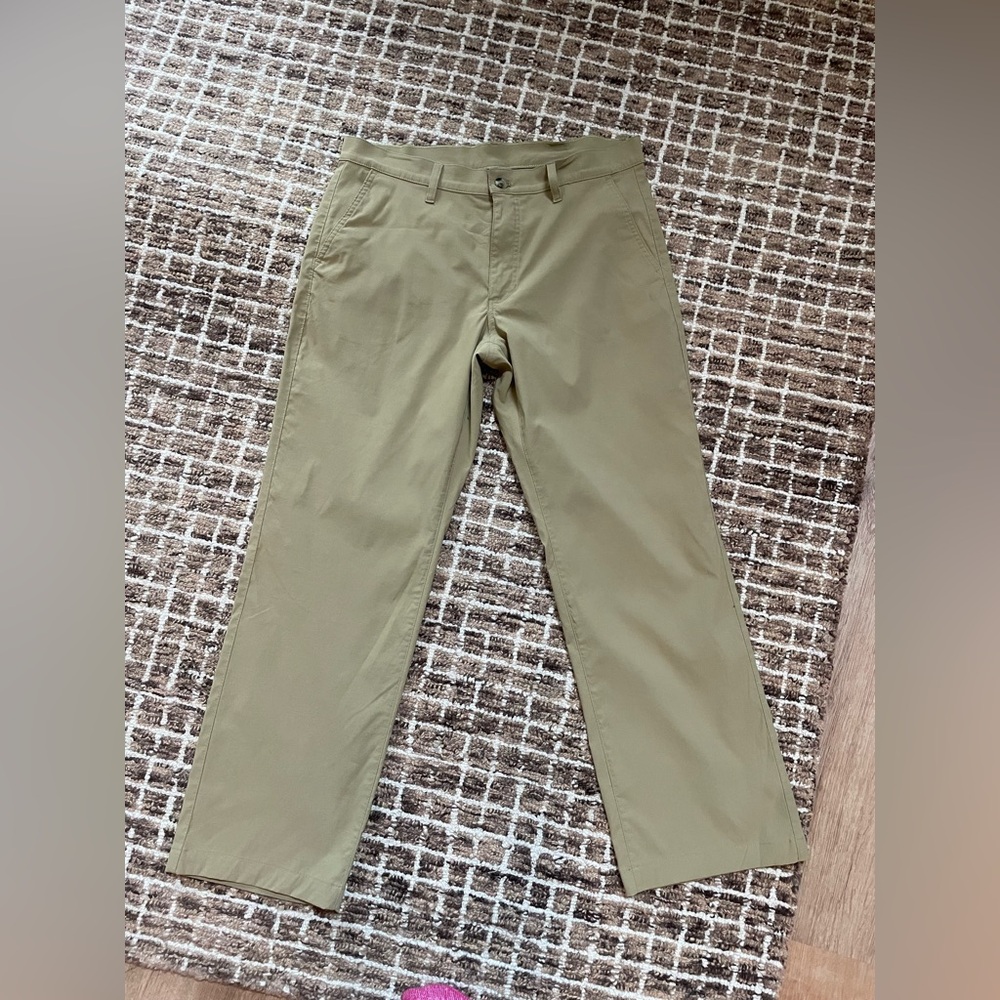 Eddie Bauer men’s khakis 34 x 30